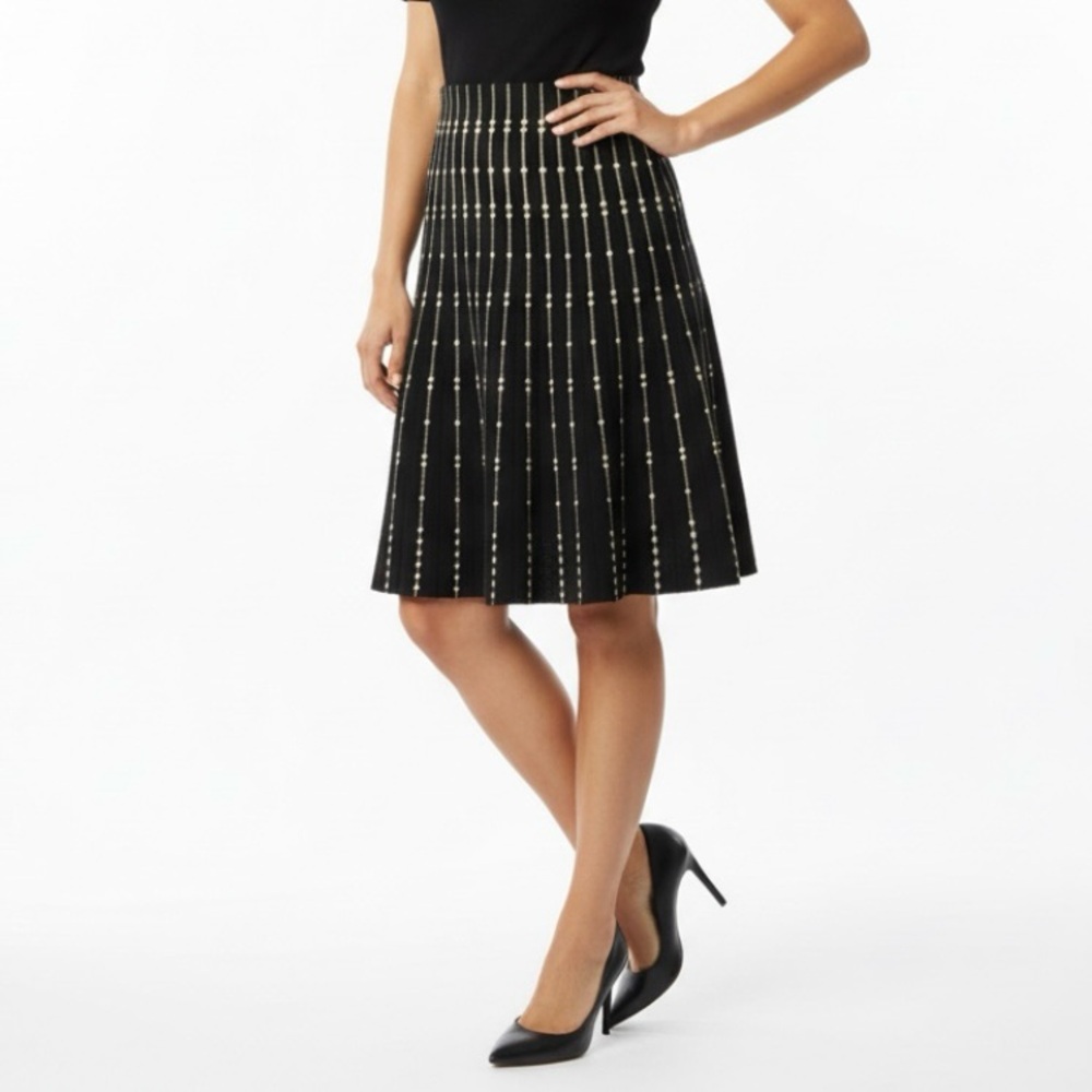 Max Studio Black A-line Above the Knee High Waist Knit Skirt NWT M Preppy